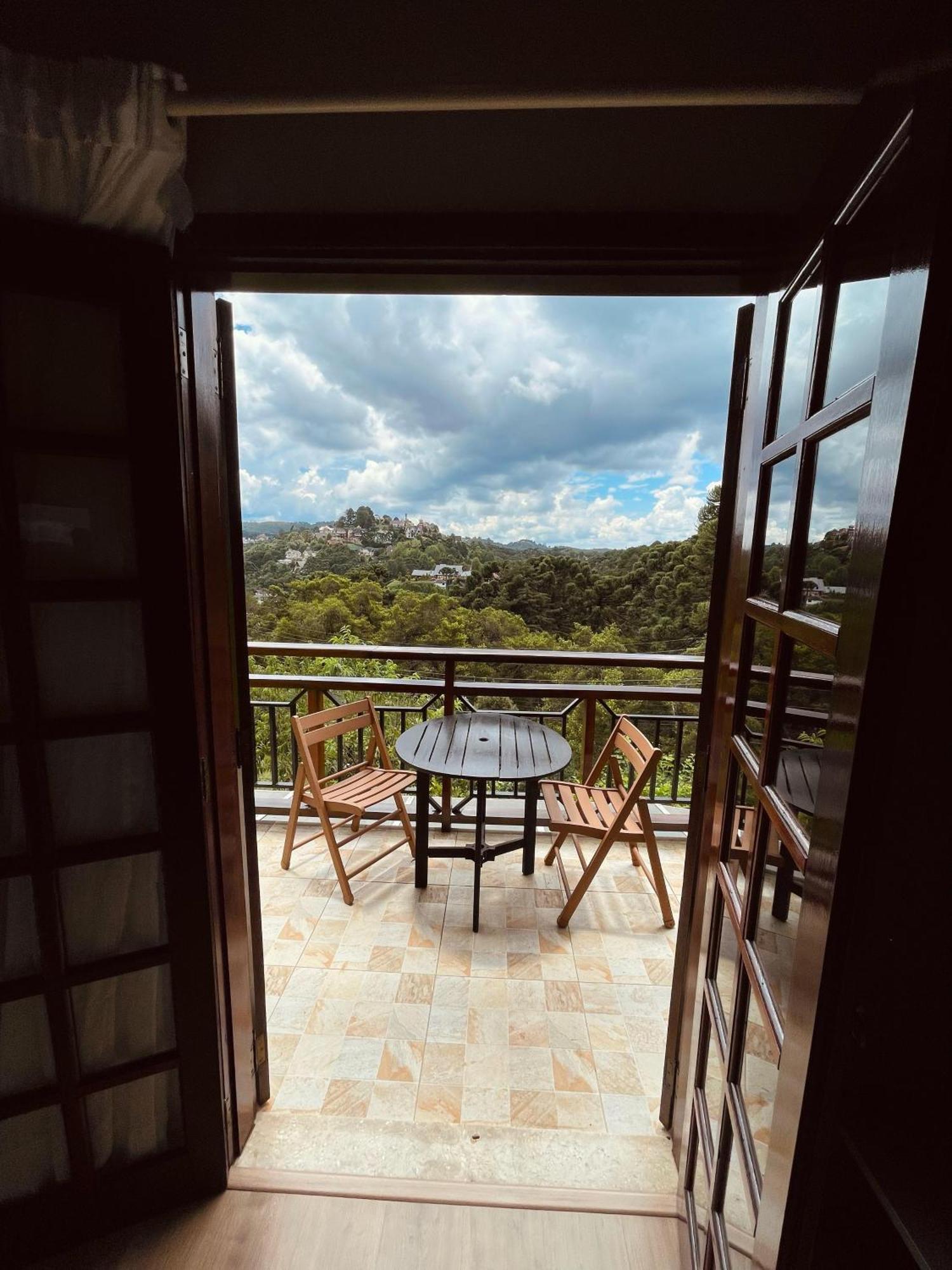 Cantinho Da Serra *